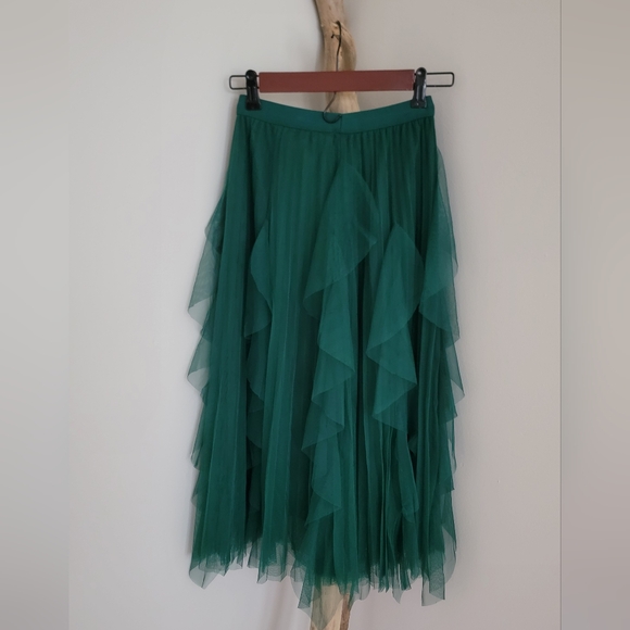 Green mesh skirt - Picture 2 of 2